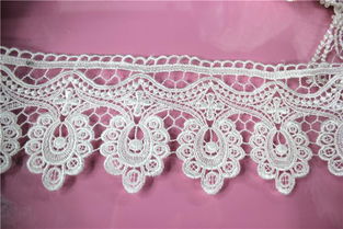水溶滌綸鏤空蕾絲花邊新款上市 聚焦楓格花邊廠家直銷，探訪義烏國際商貿城四區輔料新趨勢